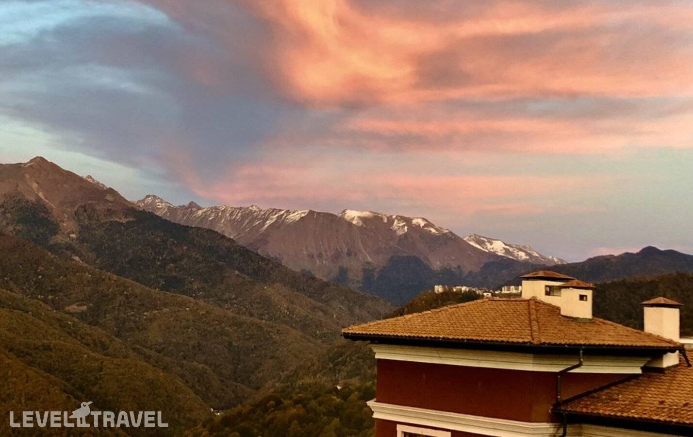 фотографии отеля Люкс Под Самыми Звёздами в Россия(Красная Поляна) - фото №15