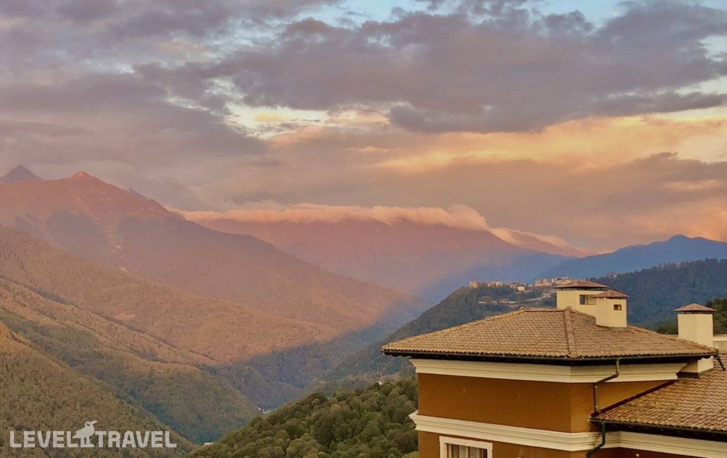 фотографии отеля Люкс Под Самыми Звёздами в Россия(Красная Поляна) - фото №18