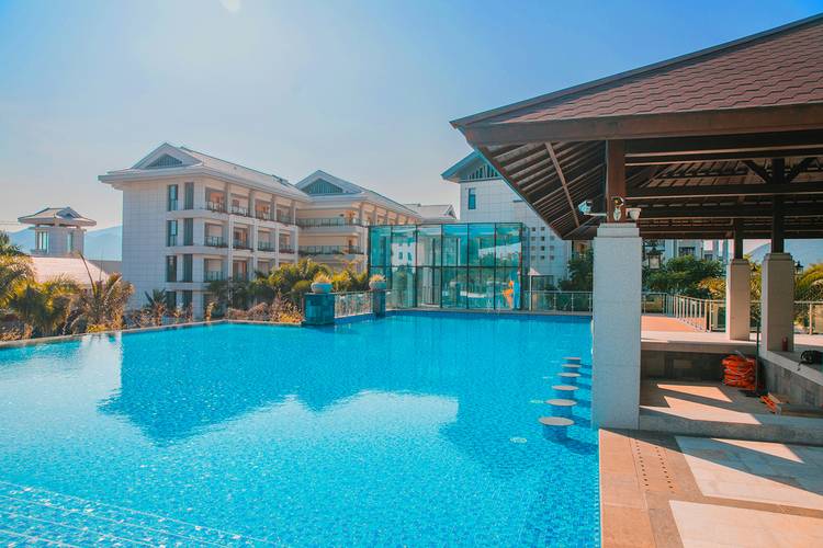 Sanya Yalong Bay 99 Resort