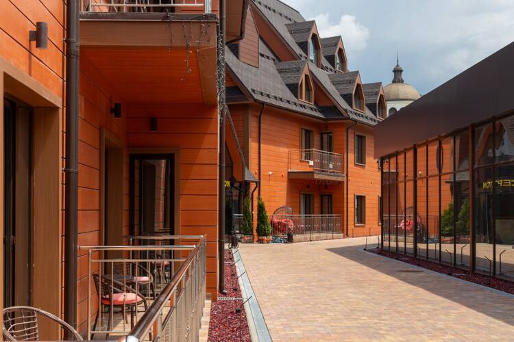 Red Wood Hotel By Provence