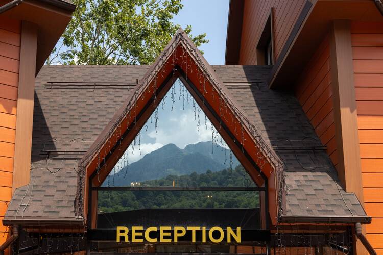 Red Wood Hotel By Provence