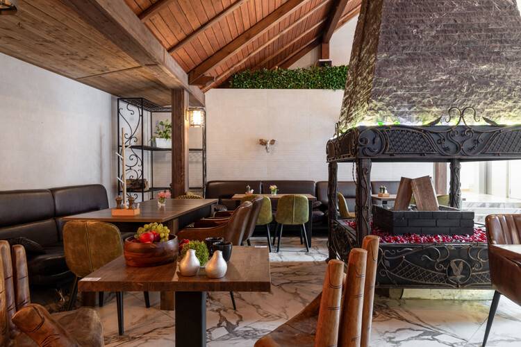 Red Wood Hotel By Provence