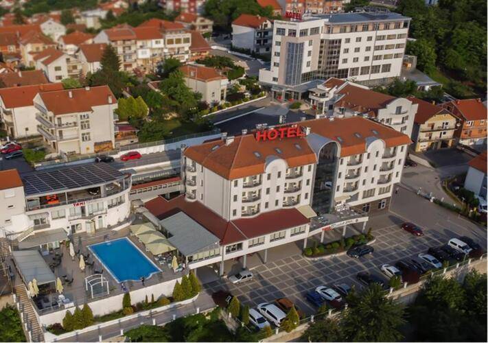 Tami Residence