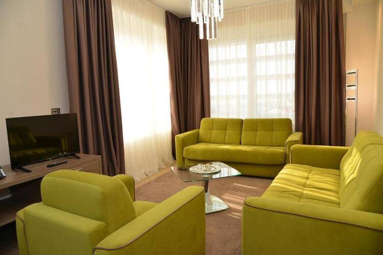Tami Residence