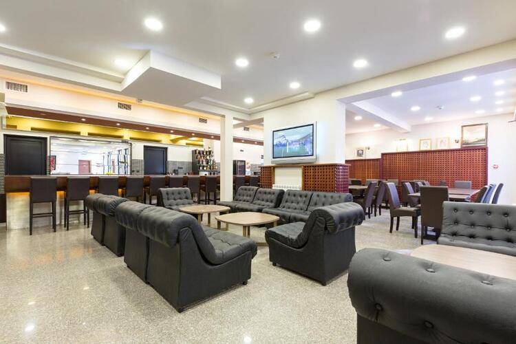 Sterling Hotel