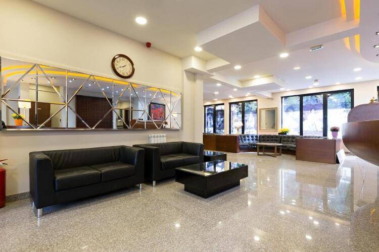 Sterling Hotel