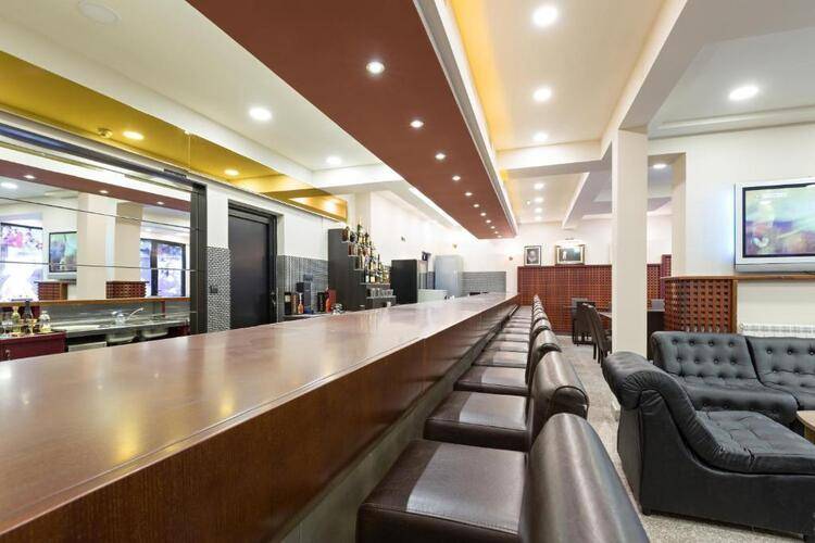 Sterling Hotel