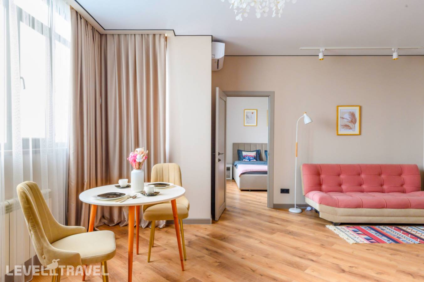 фотографии отеля Апартаменты 37 Самый Центр в Казахстан(Алматы) - фото №11