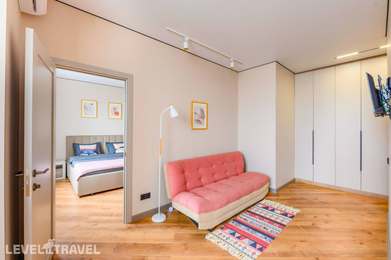 фотографии отеля Апартаменты 37 Самый Центр в Казахстан(Алматы) - фото №16