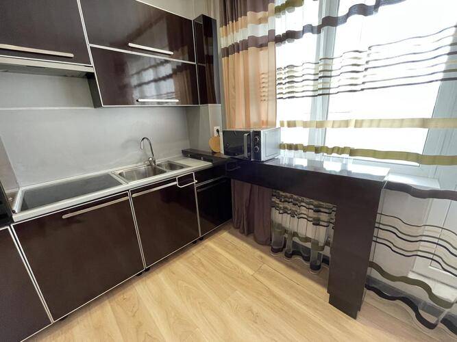Vegas Apartments (Вегас Апартментс) На Улице Школьная