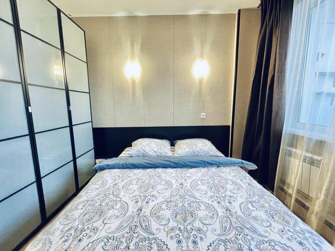 Vegas Apartments (Вегас Апартментс) На Улице Школьная