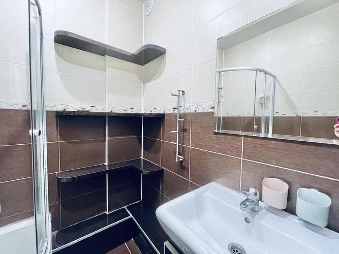Vegas Apartments (Вегас Апартментс) На Улице Школьная