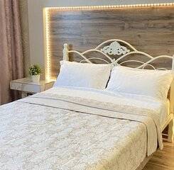 $item['hotel']['name']