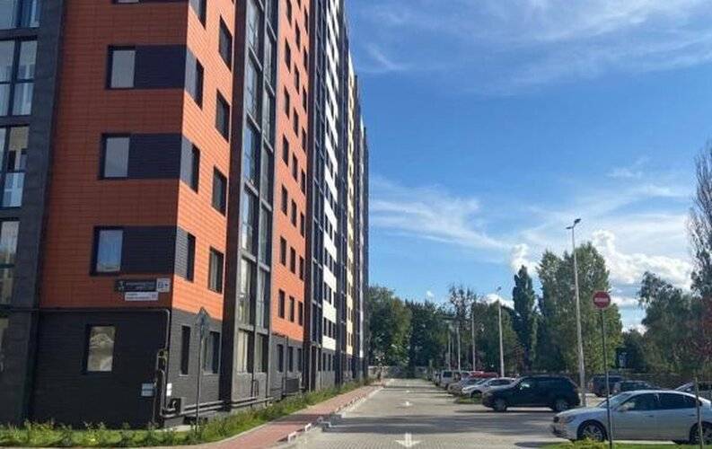 Кениг Делюкс На Ул. Памяти Павших В Афганистане