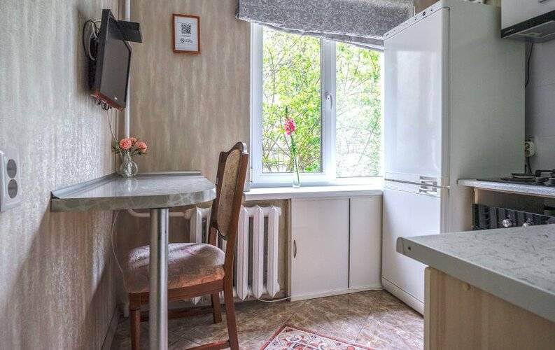 Савина На Уральской 10