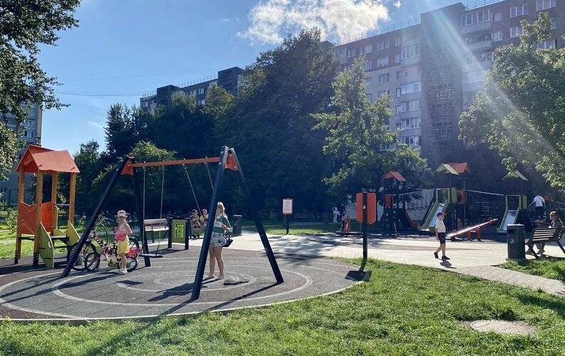 Apartmari C Видом На Ocтpoв Kанта И Кaфедpaльный Cобop