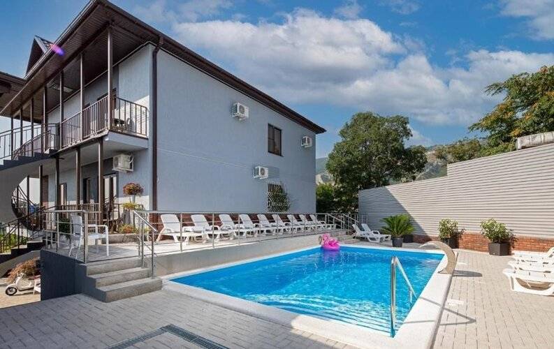 M-House
