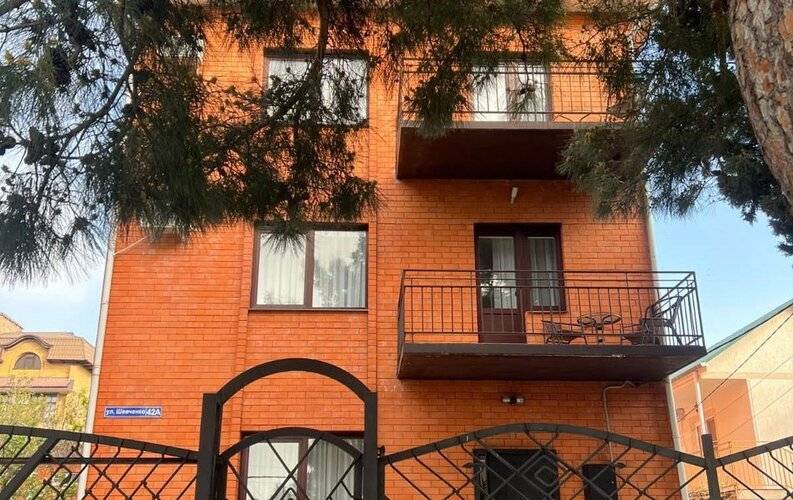 Костакис