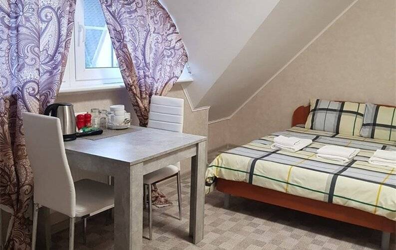 Maziiz Hotel