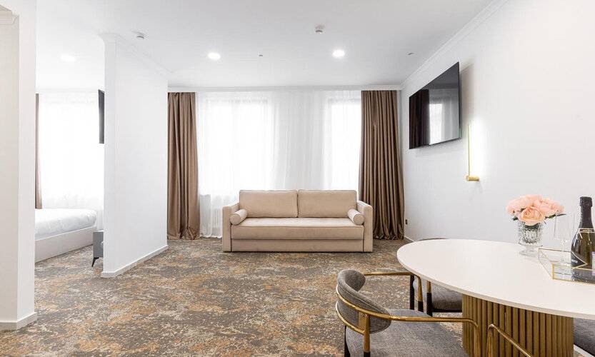 Grand Yan Hotel