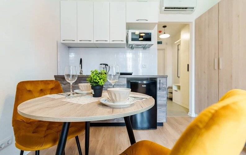 Летоапарт На Мурата Ахеджака 5