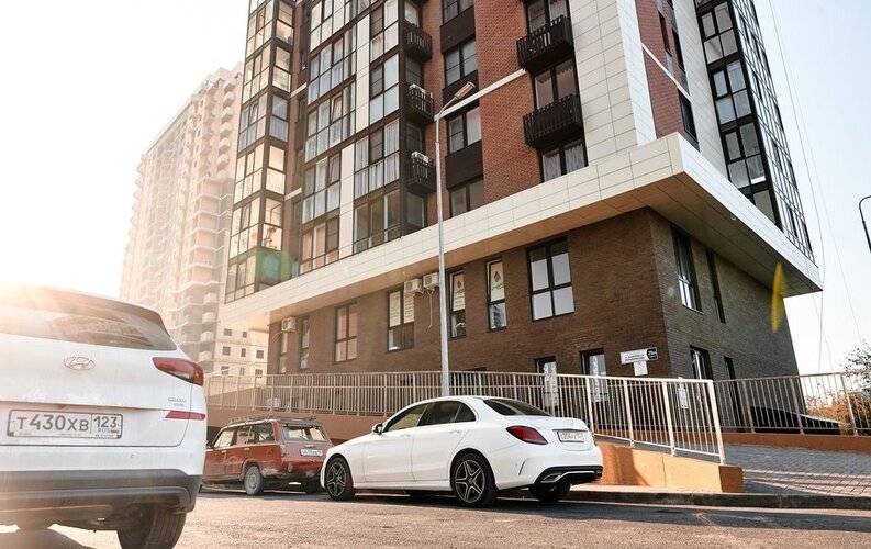 Летоапарт На Адмирала Серебрякова 29