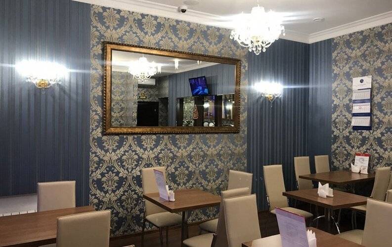 Sapphire Hotel