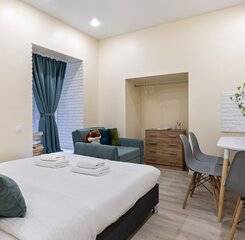 $item['hotel']['name']
