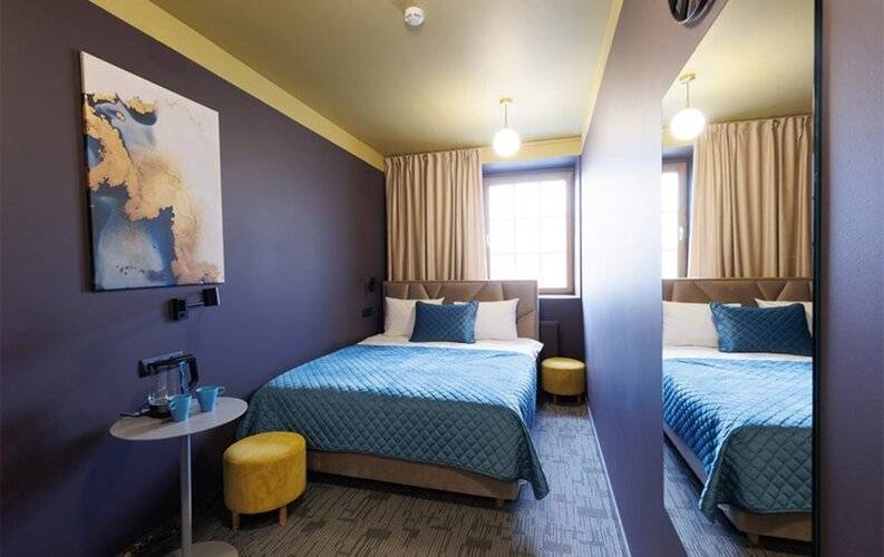 Simple Hotel B9