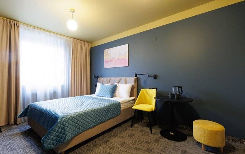Simple Hotel B9