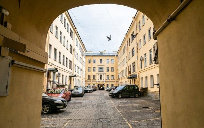 Апартико На Литейном
