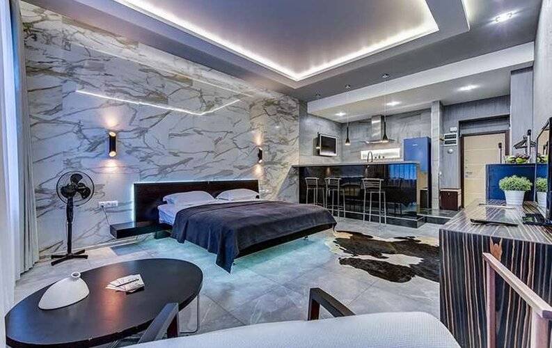 R&B Apart Hotel