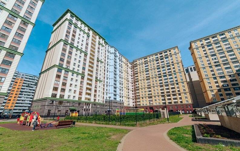 Нева Апарт Времена Года