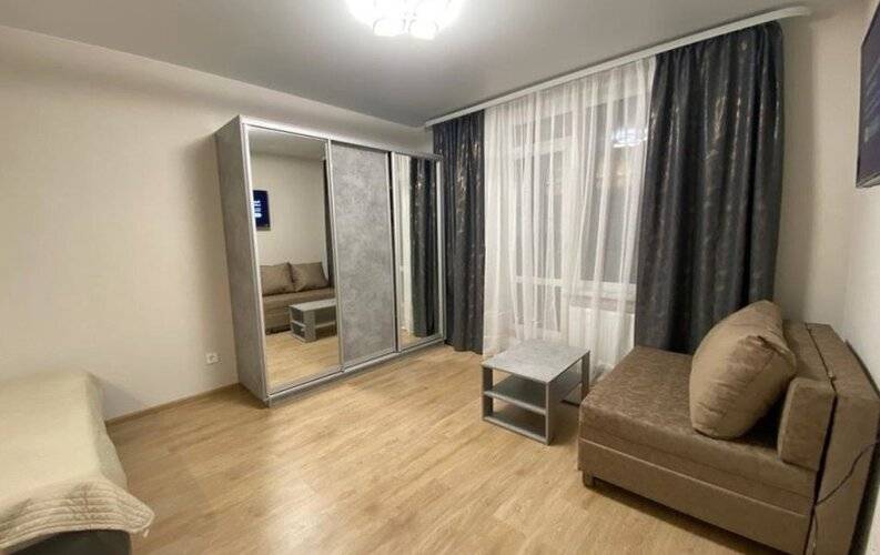Самоцвет На Черниговской