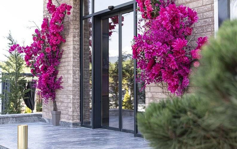Lotus Hotel & Spa