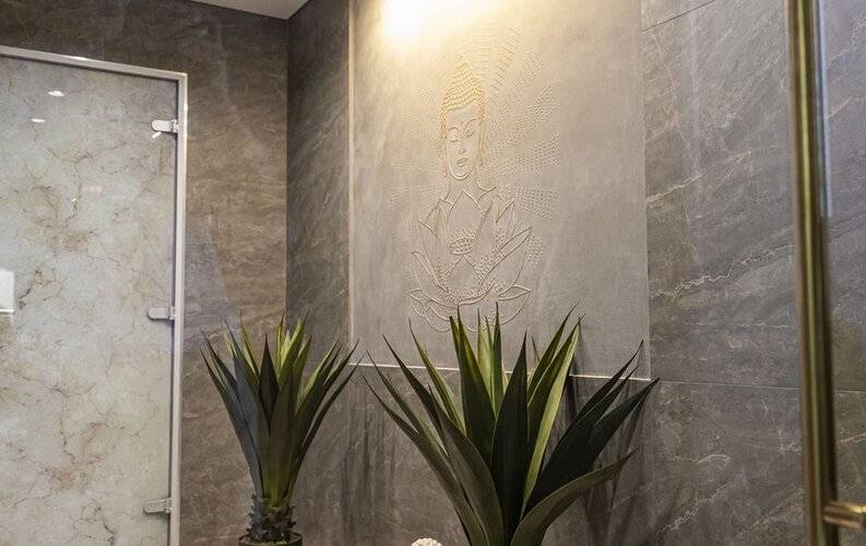 Lotus Hotel & Spa