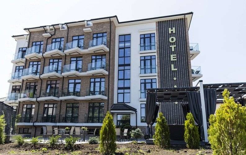 Lotus Hotel & Spa