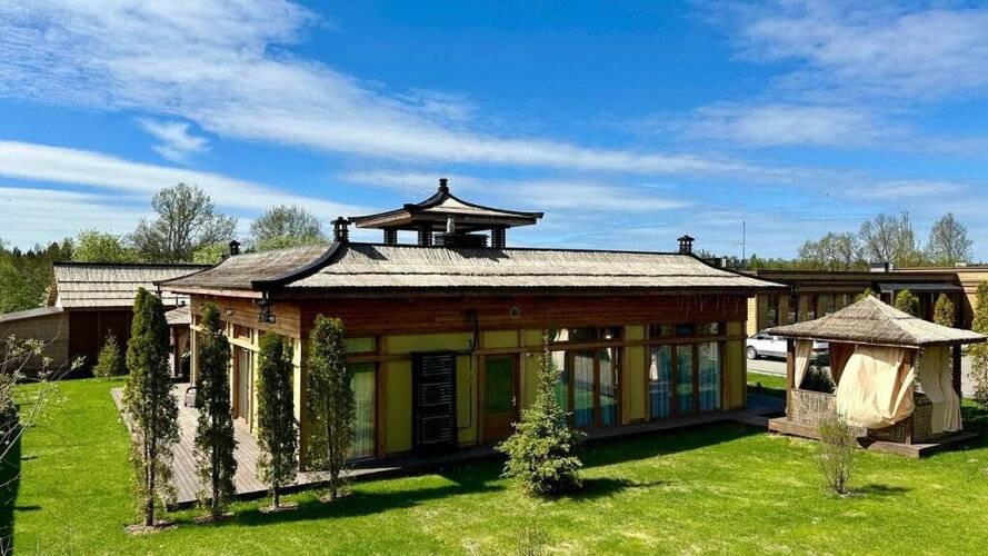 Санрайз Вилладж