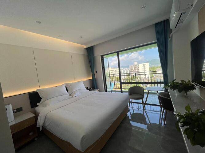 The Sea View Hotel