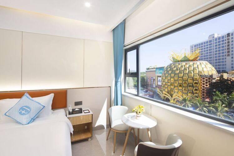 The Sea View Hotel
