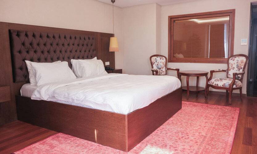 Phellos Suites