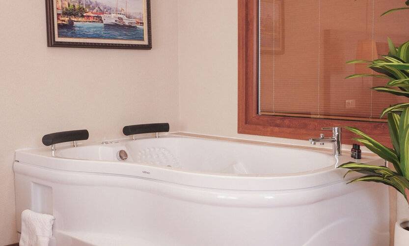 Phellos Suites