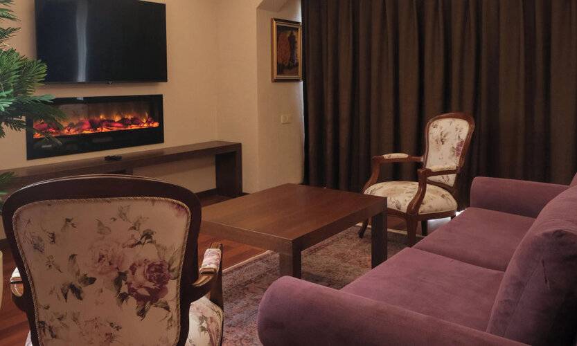 Phellos Suites