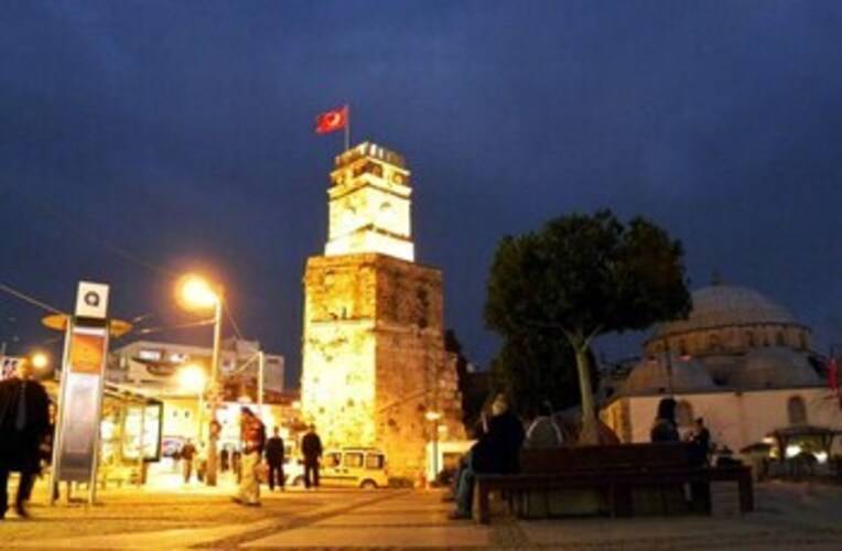 Piyes Otel