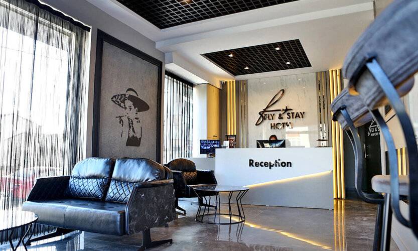 Fly And Stay Airport Hotel