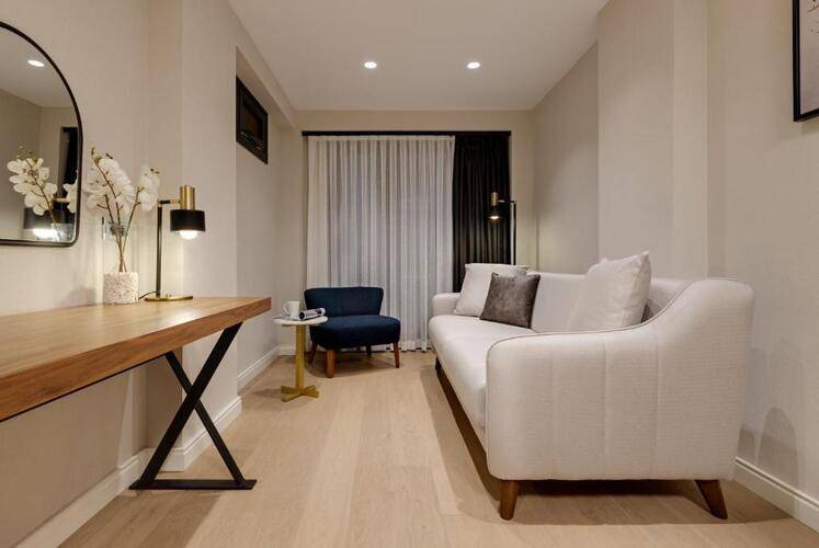 Gleam Collection Hotel