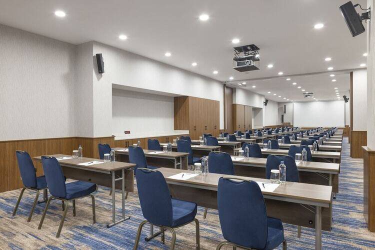 Hampton By Hilton Istanbul Arnavutkoy