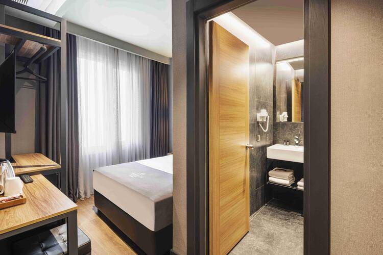 Marius Hotel