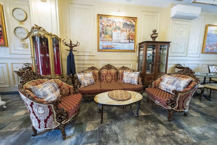 Solomon's Mansion Hotel