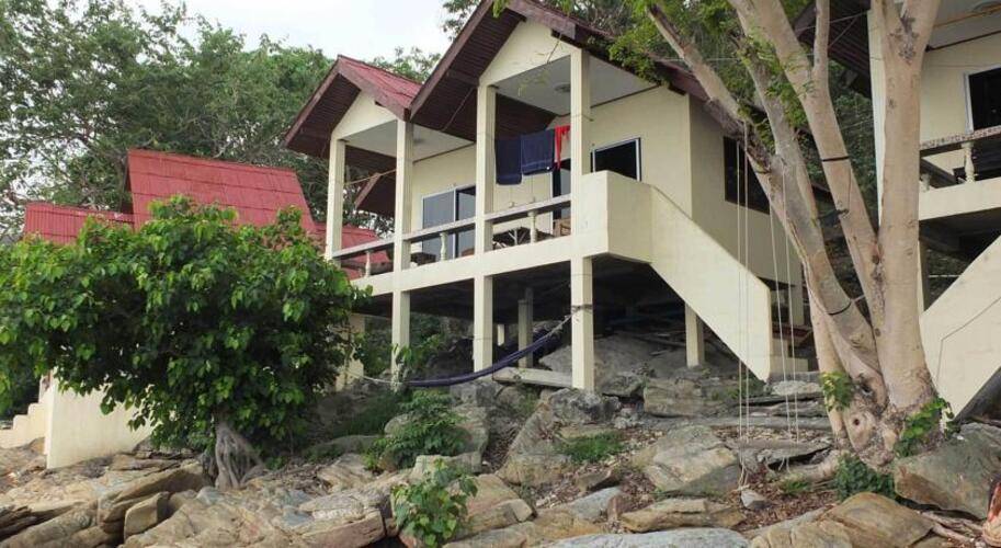 Sunrise Villas Resort